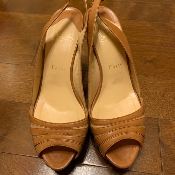 Christian Louboutin Tan Slingback Sandals - Picture 2 of 10